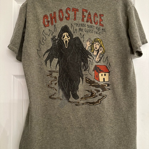 🌸3 for $20🌸 Ghost Face Graphic T-Shirt Sz M - Picture 1 of 4
